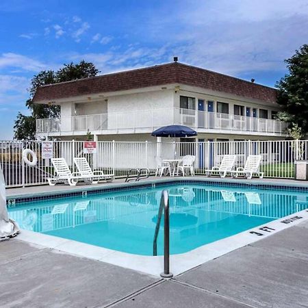 Motel 6 Ontario, Or Exterior photo